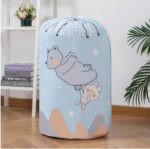 ⁦شنطة تخزين ديزني مقاومة للماء – مقاس كبير 46×80 سم⁩ - الصورة ⁦2⁩